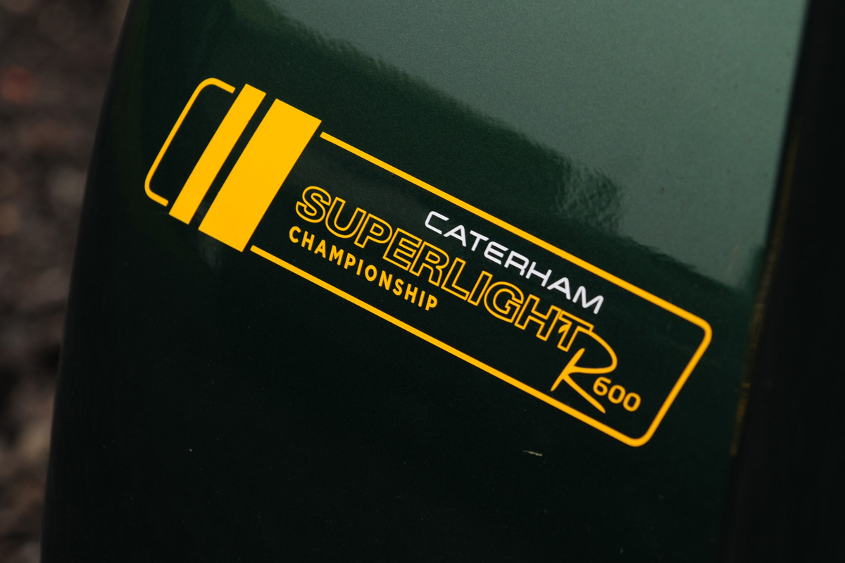 Caterham R600 badge
