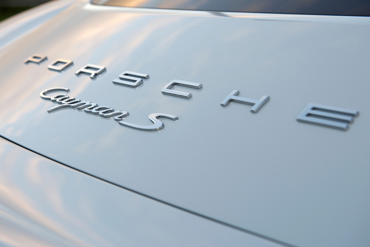 Porsche Cayman S badge