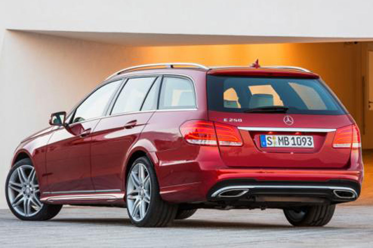 Mercedes E-Class estate rear