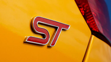Ford Focus ST badge