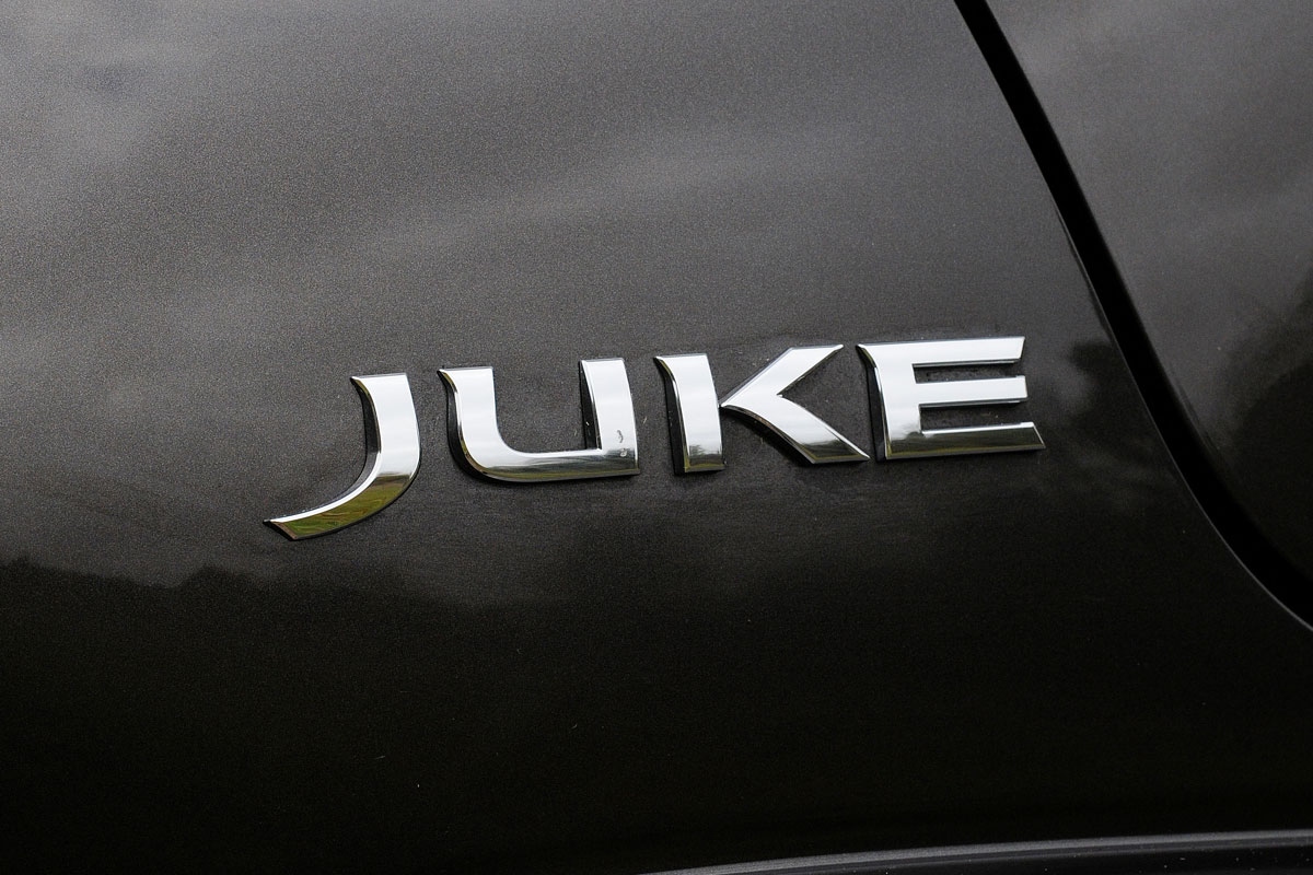 Nissan Juke badge