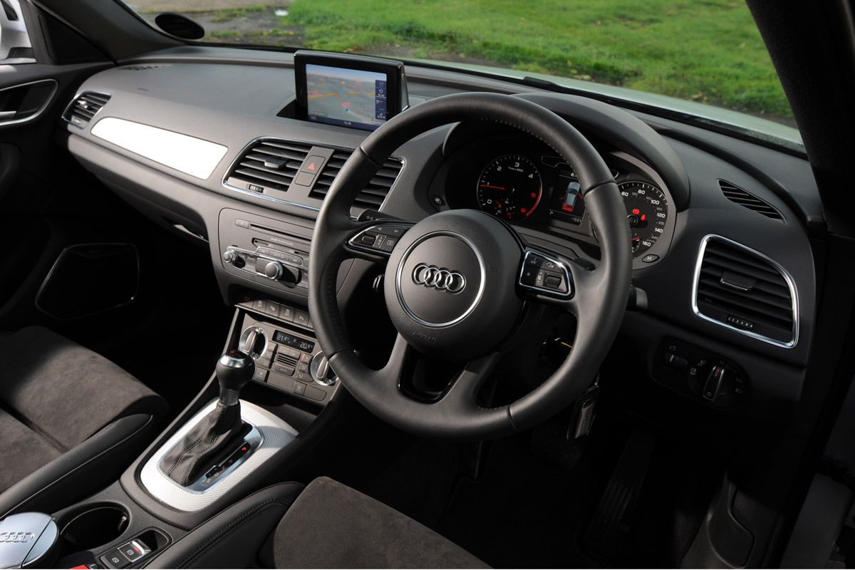 Audi Q3 interior