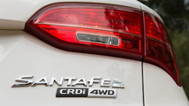 Hyundai Santa Fe badge