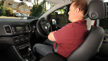 SEAT Alhambra self-park system
