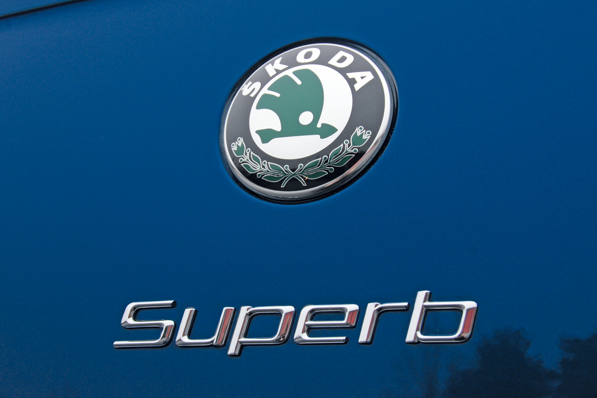 Skoda Superb 2.0 TDI SE Plus badge