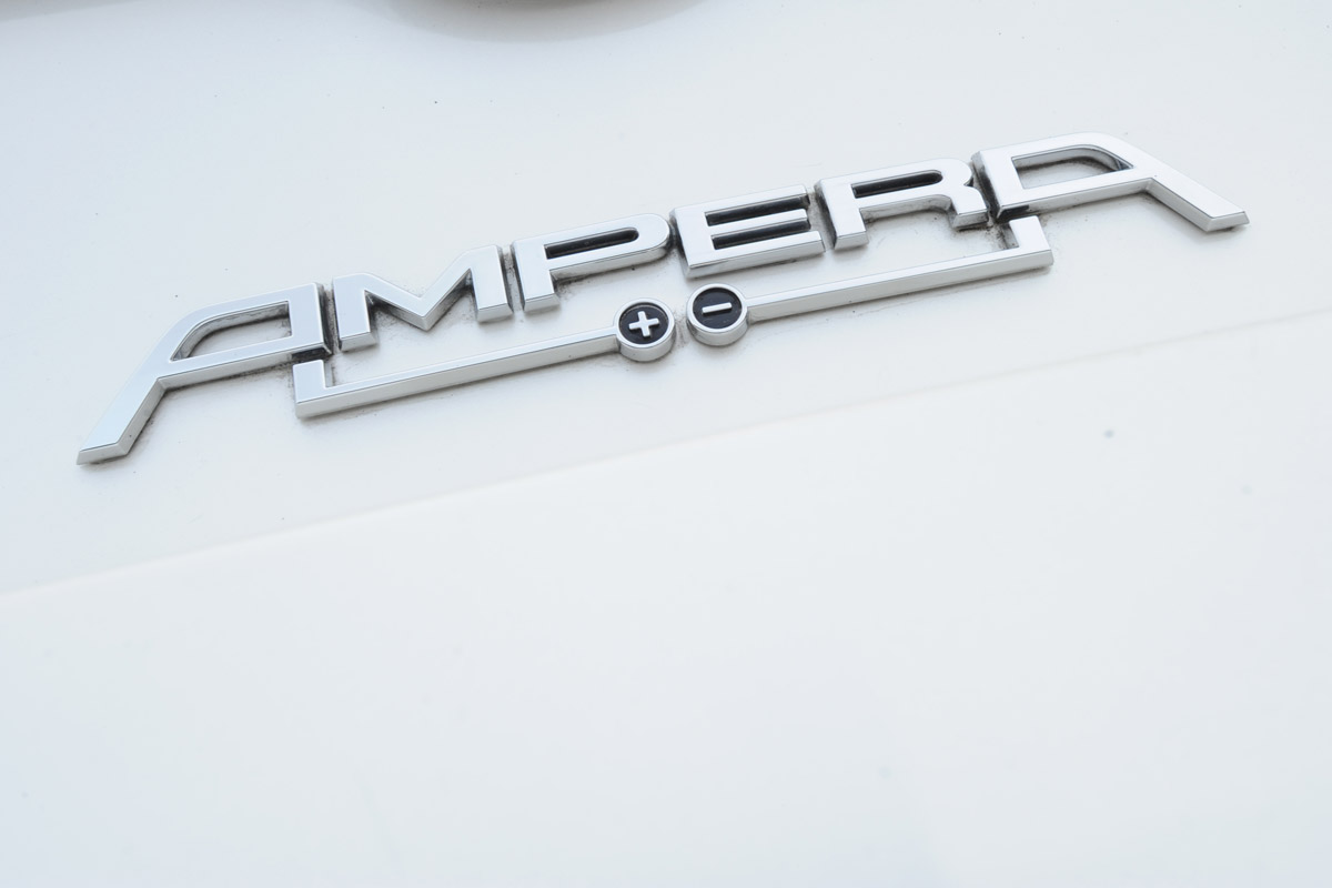 Vauxhall Ampera badge