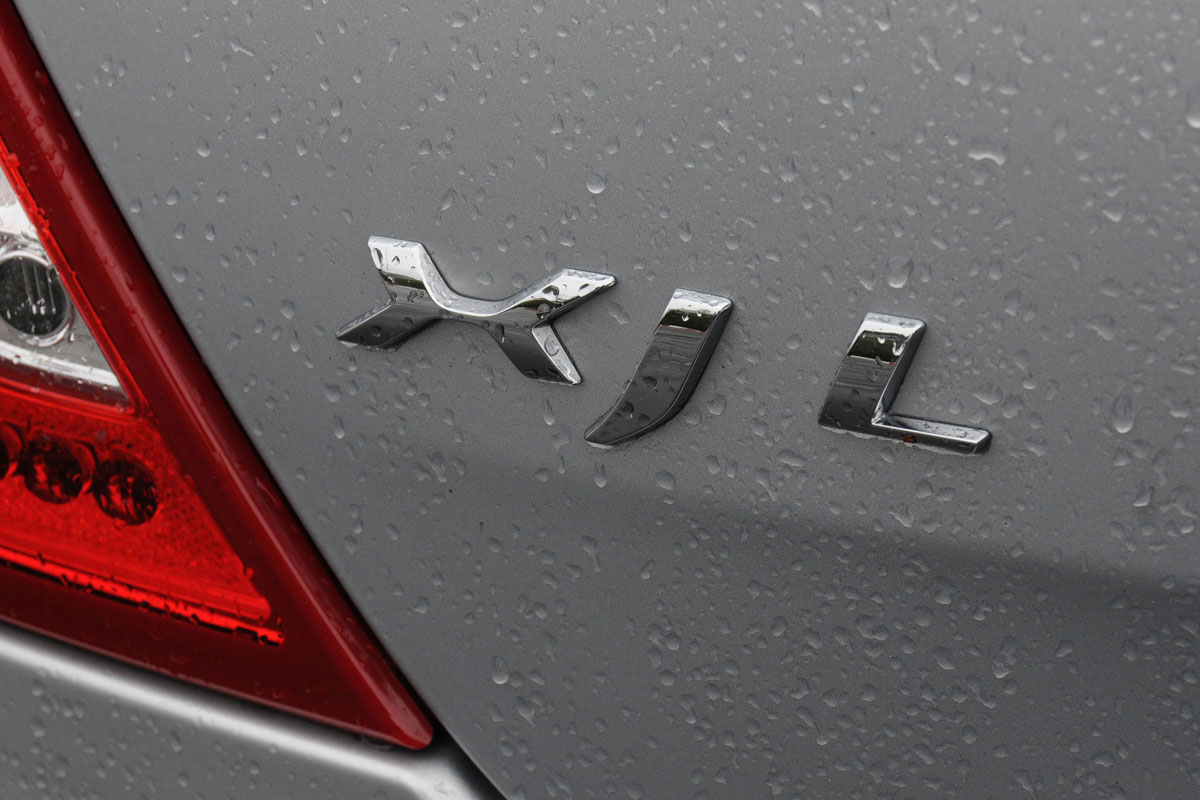 Jaguar XJ badge