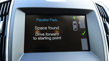 Ford S-MAX - info screen
