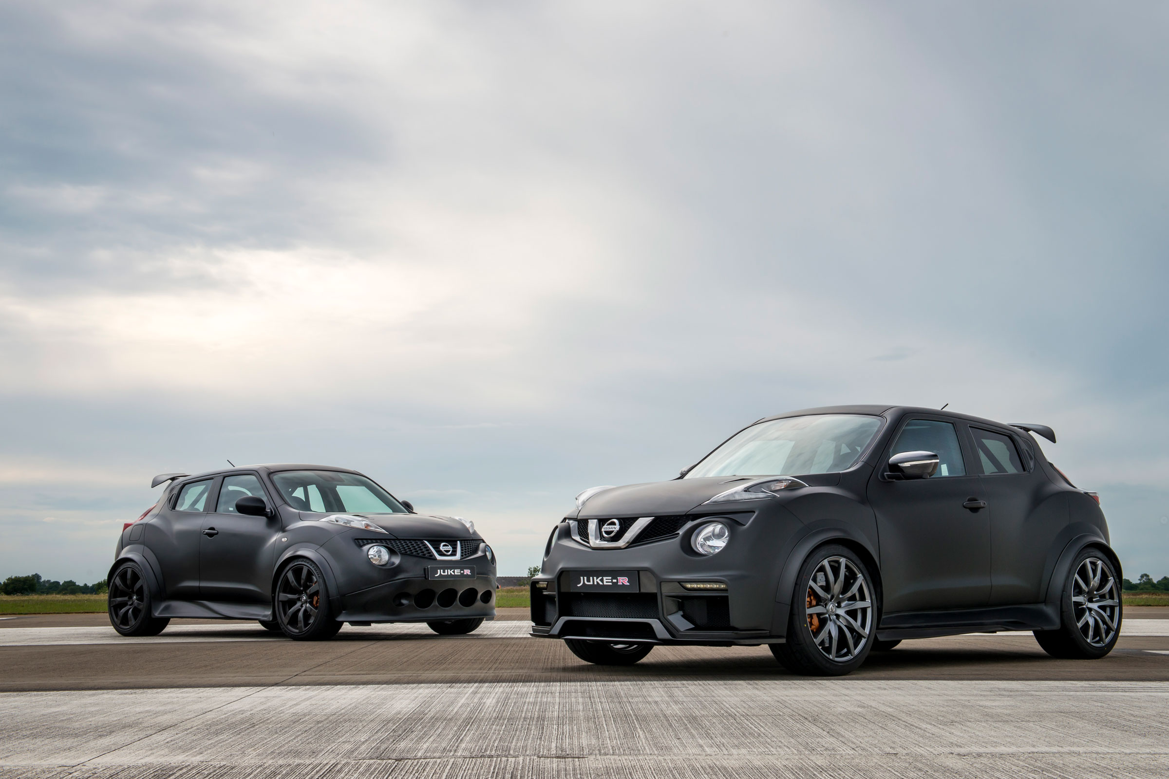 Nissan Juke-R old vs new