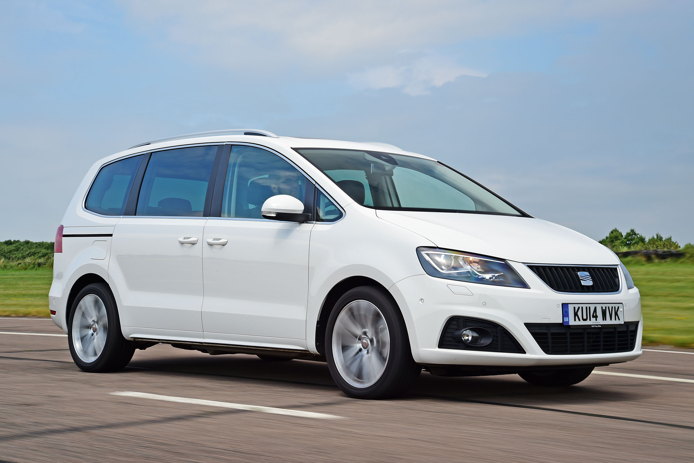 SEAT Alhambra - front tracking