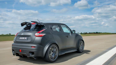 Nissan Juke-R rear 3/4 tracking