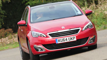Peugeot 308 SW long termer front cornering