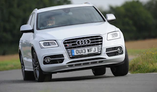 Audi SQ5 action