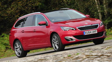 Peugeot 308 SW long termer cornering