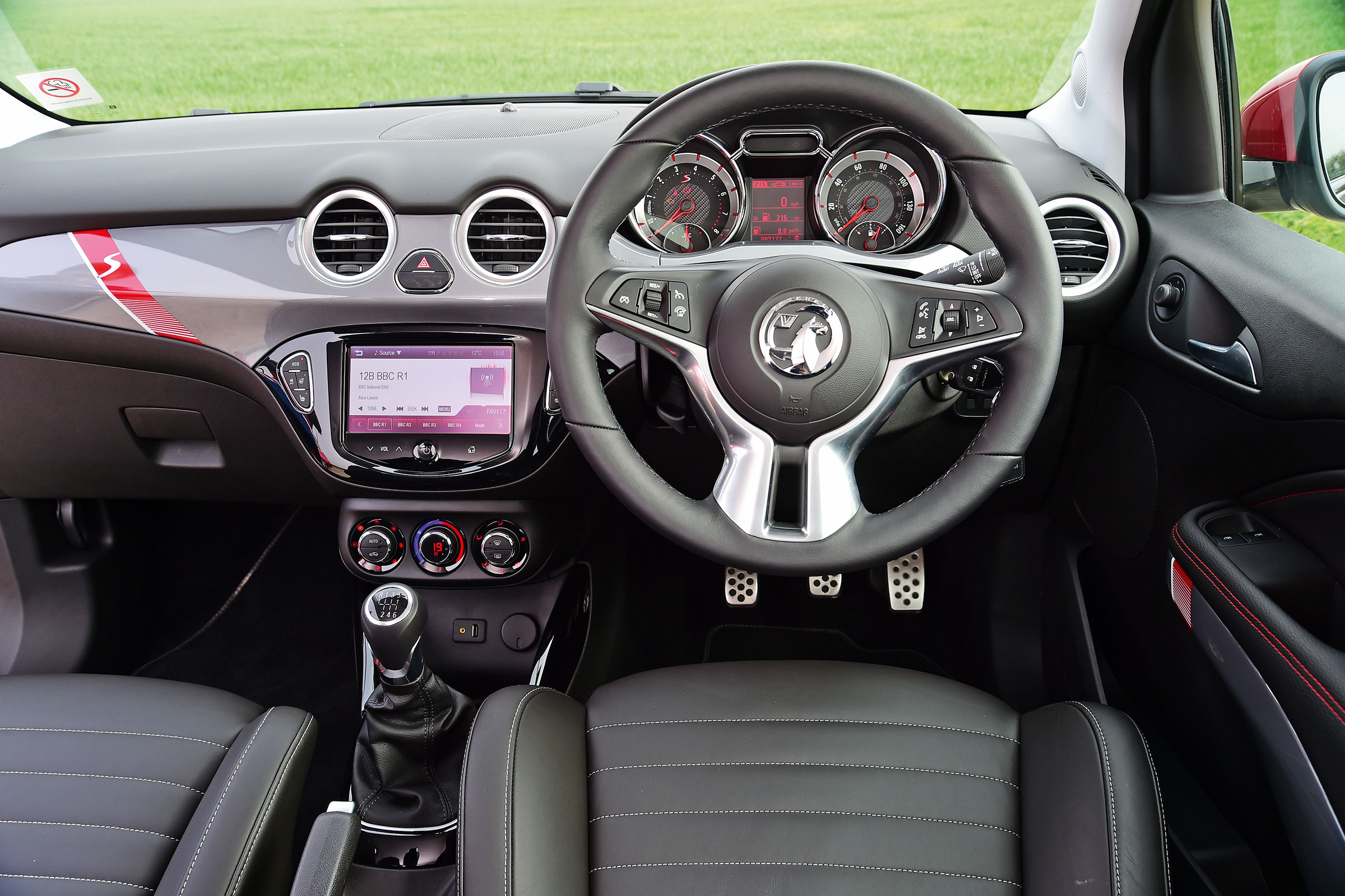 Vauxhall Adam Grand Slam - dash