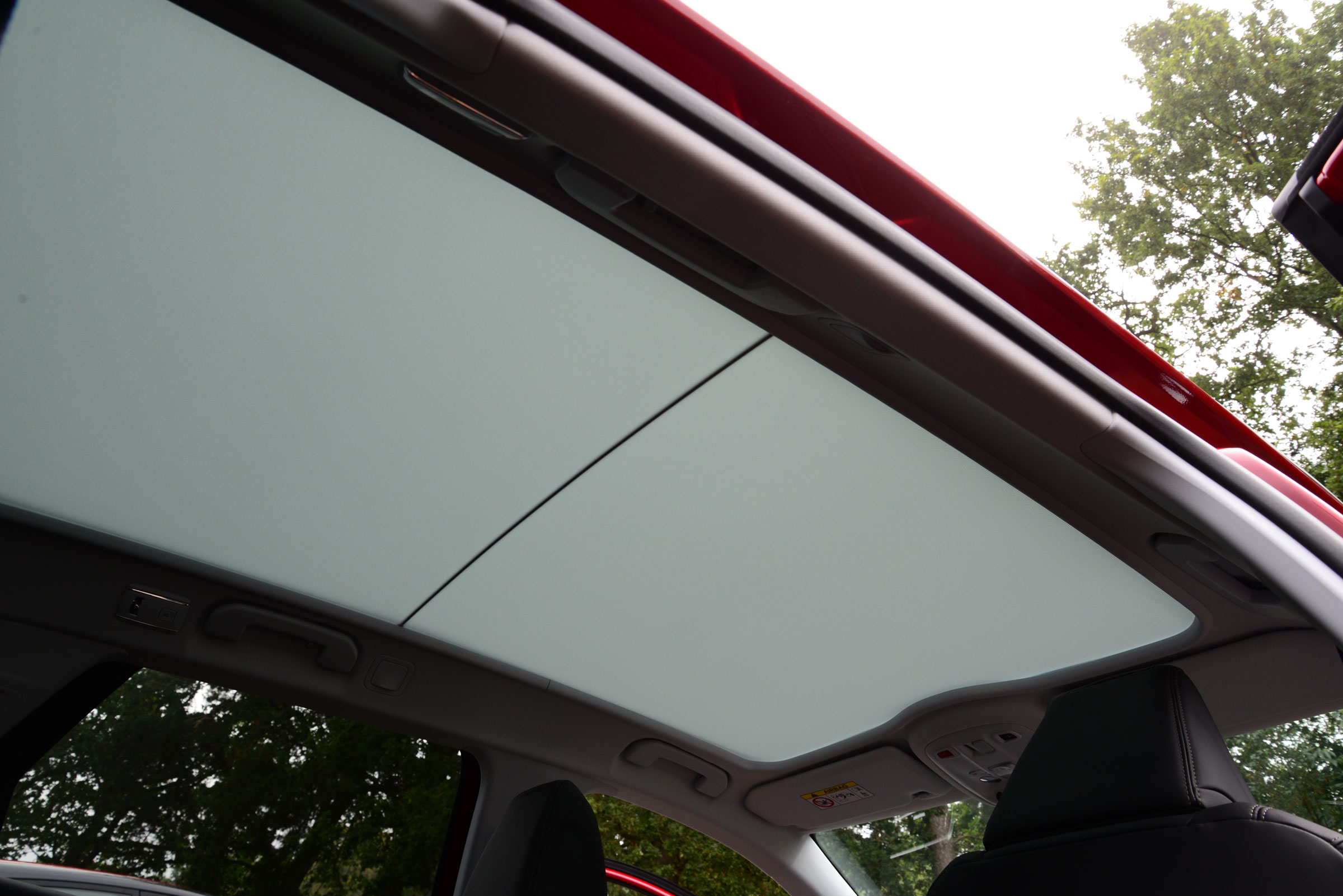 Peugeot 308 SW long termer panoramic roof