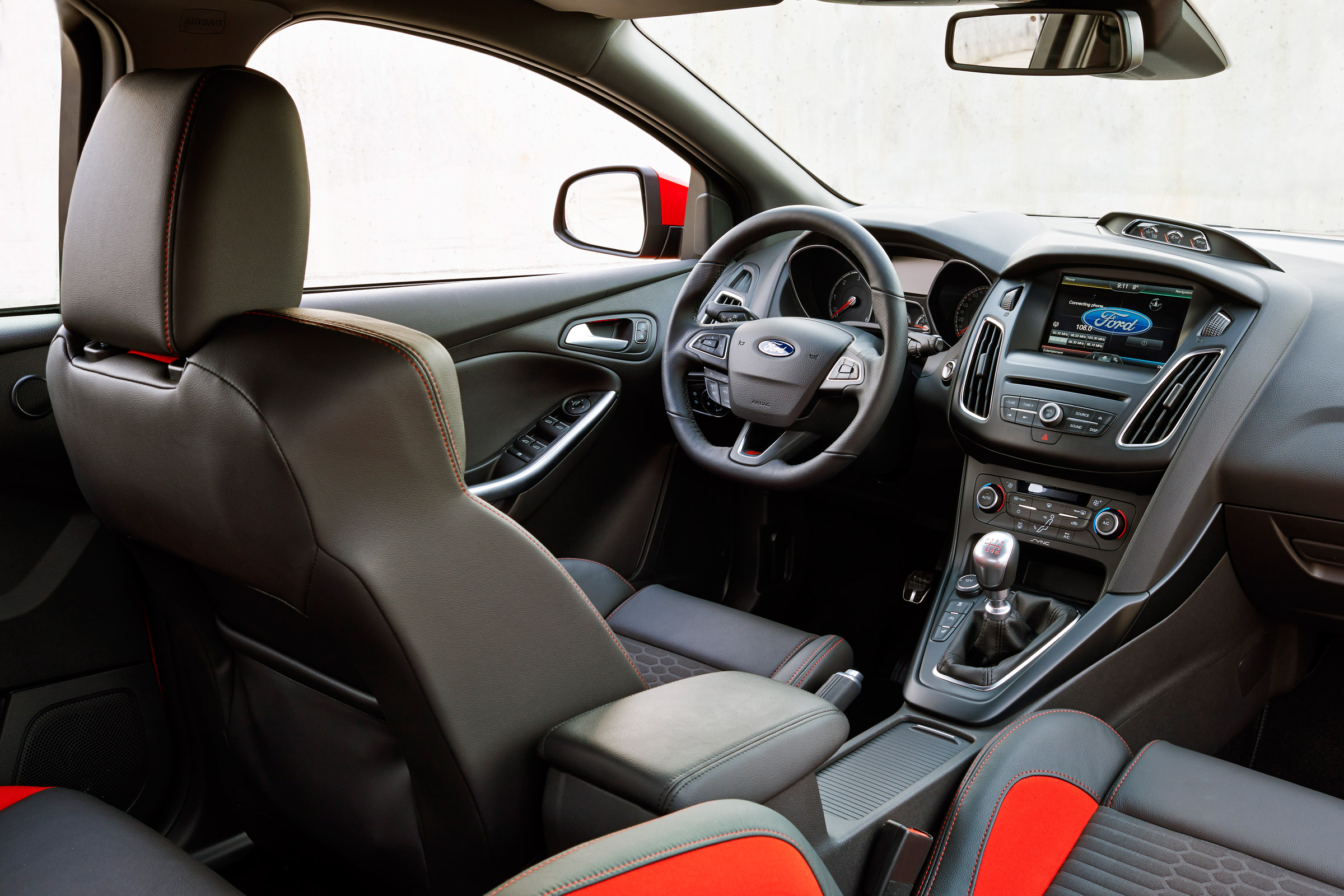Ford Focus ST Estate 2015 interior
