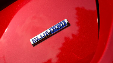 Peugeot 308 SW long termer BlueHDi badge