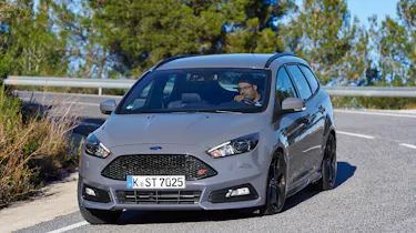 Ford Focus ST Estate 2015 front