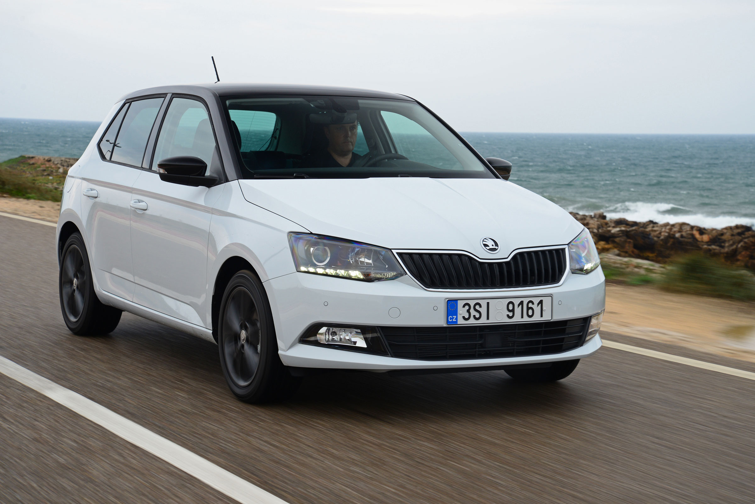 Skoda Fabia - front tracking