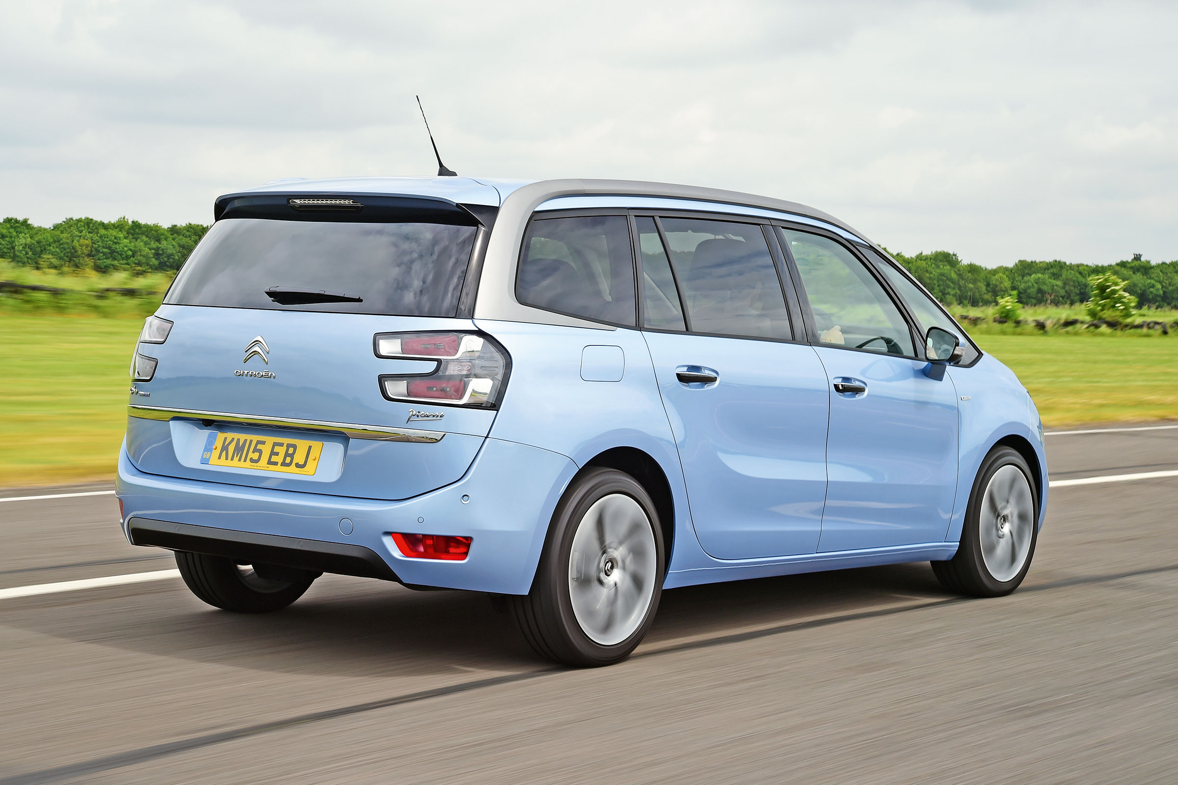 Citroen Grand C4 Picasso - rear tracking
