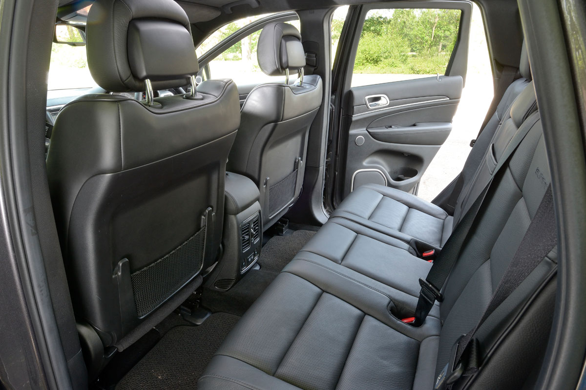 Jeep Grand Cherokee rear seats