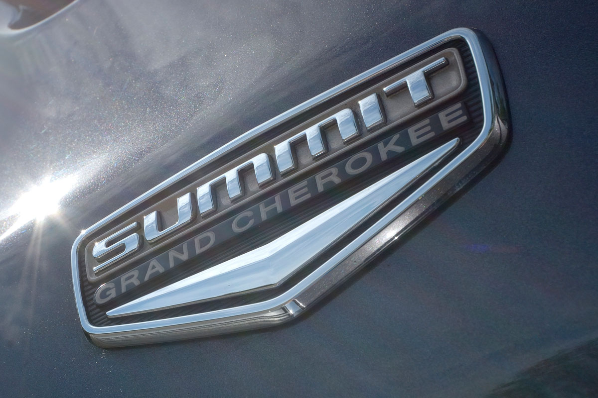 Jeep Grand Cherokee badge