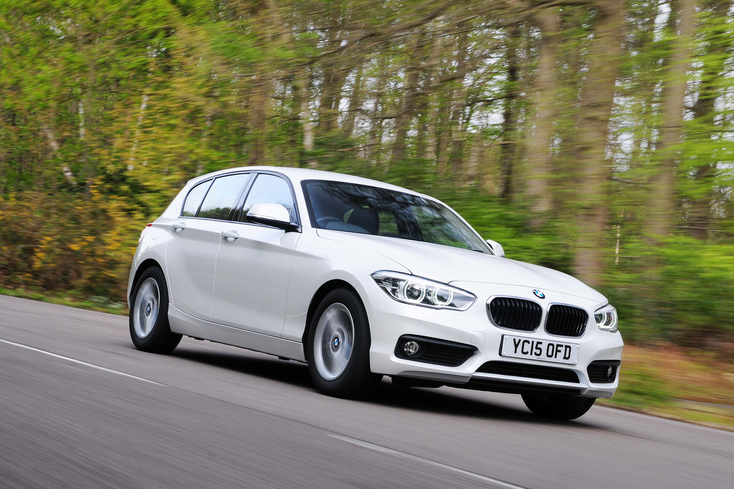 BMW 116d EfficientDynamics - driving