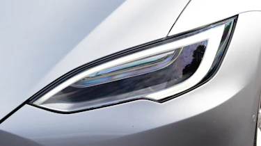 BMW 116d EfficientDynamics - cornering