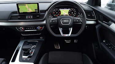 BMW 116d EfficientDynamics - front cornering