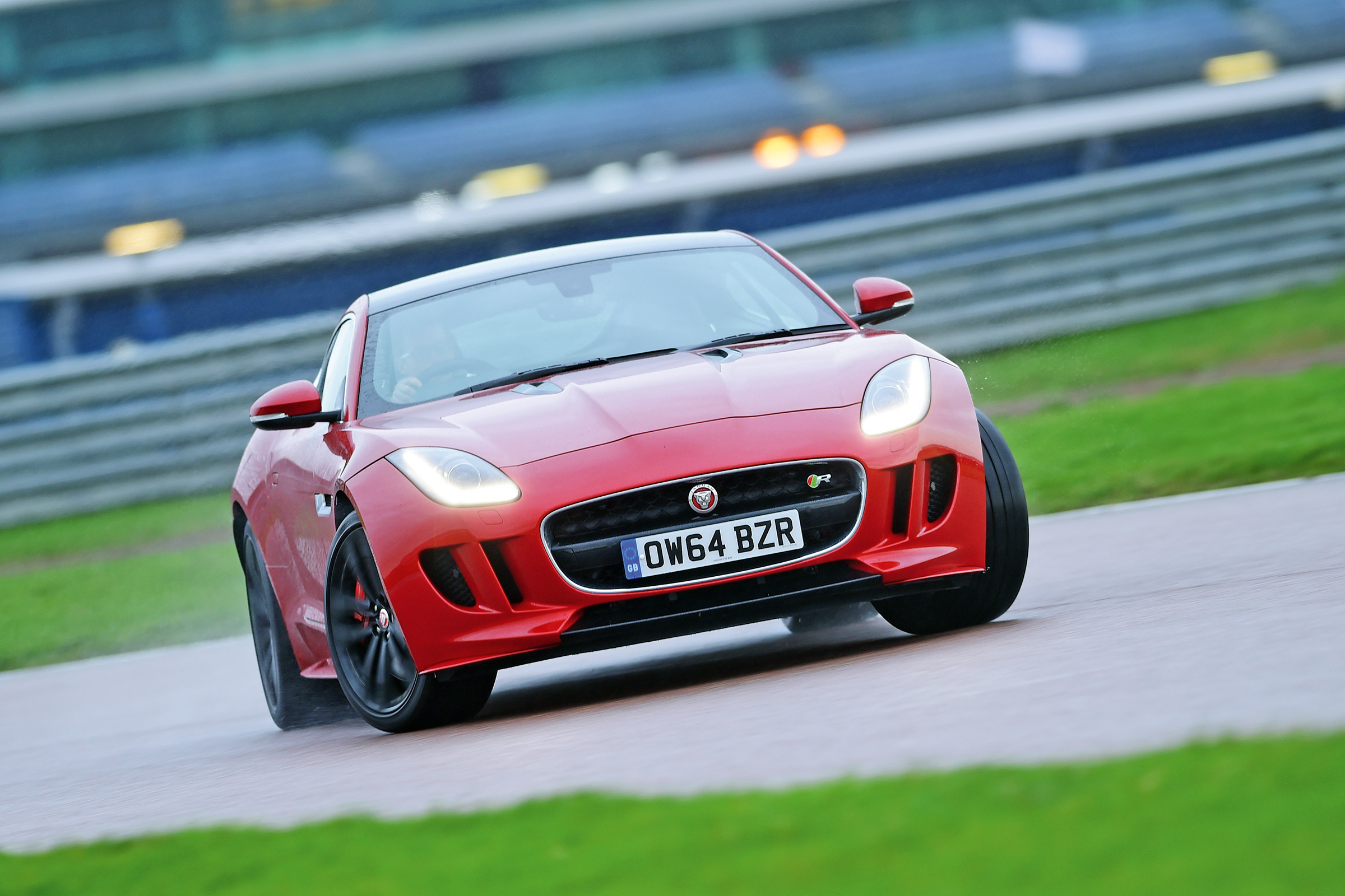 Jaguar F-Type R AWD - rear static