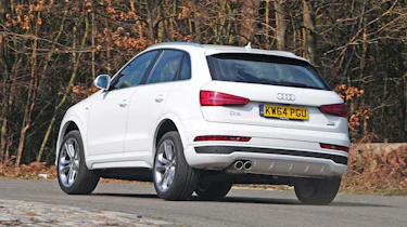 Audi Q3 - rear cornering