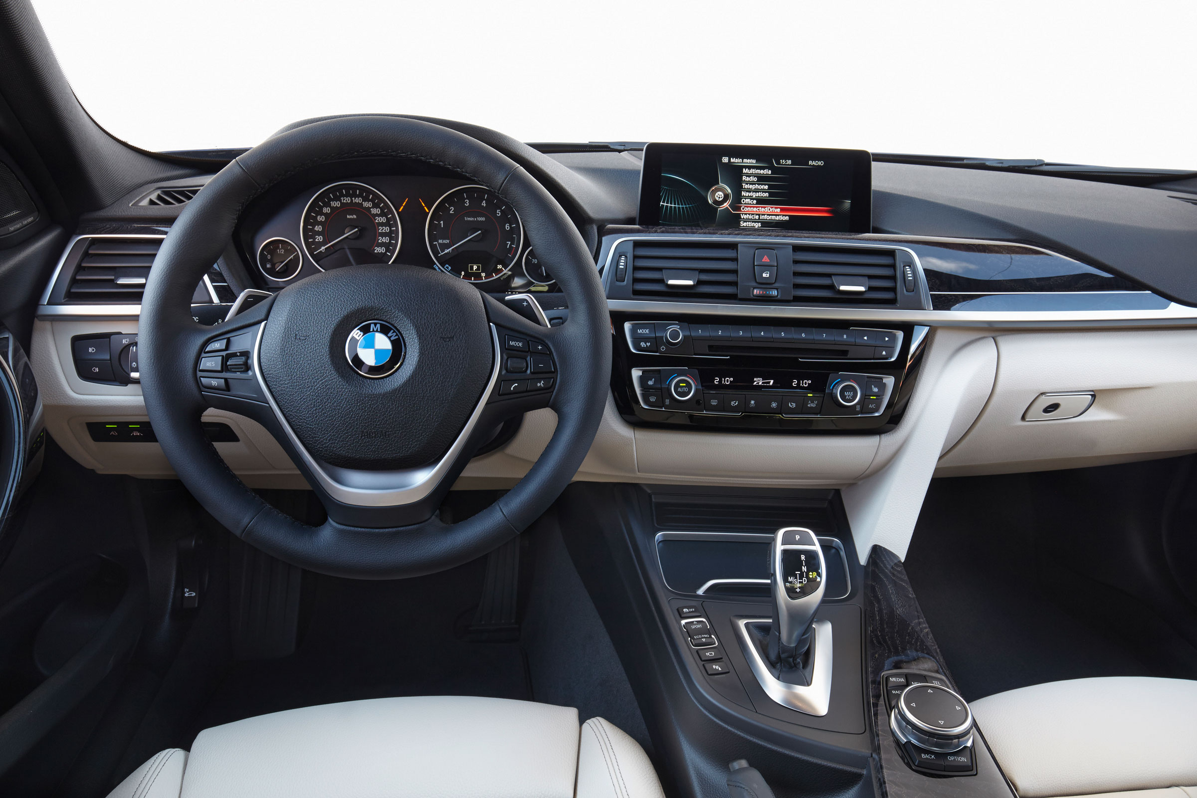 BMW 3 Series 2015 facelift - dash