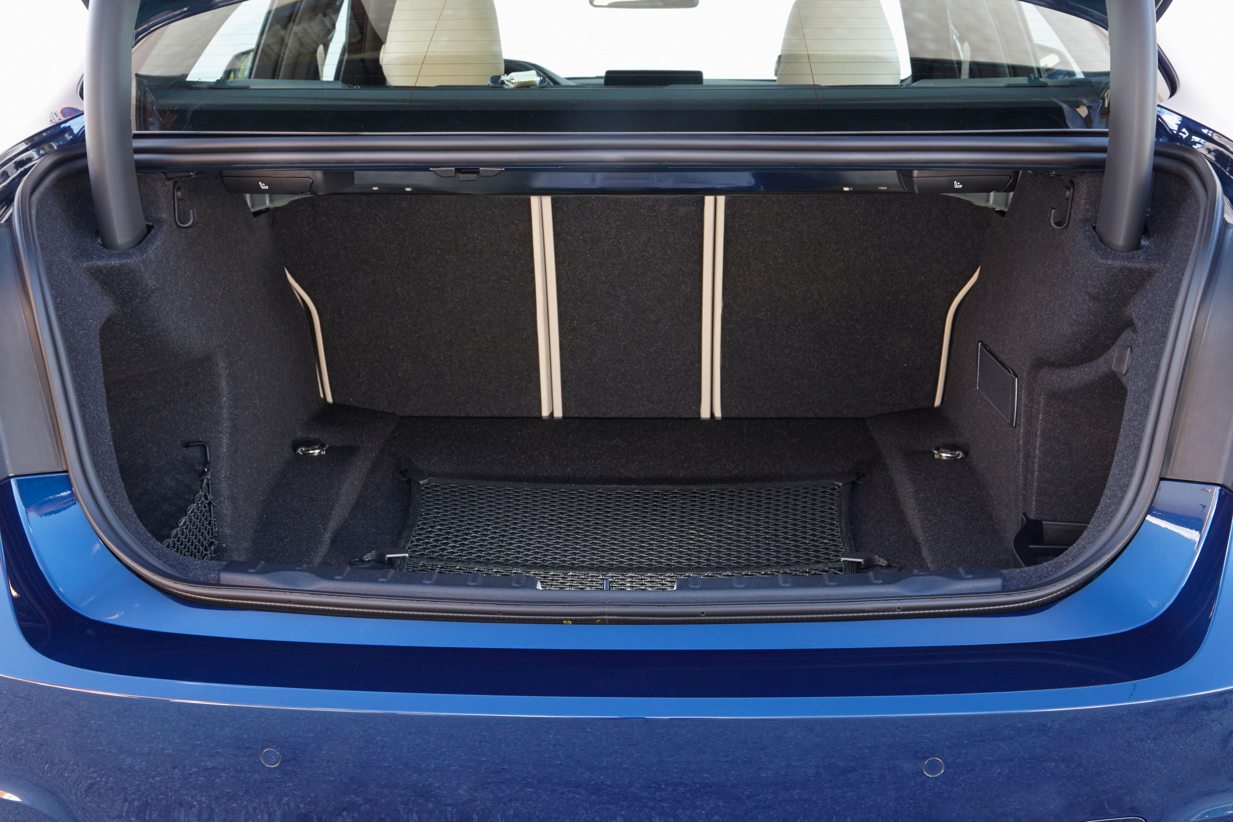 BMW 3 Series 2015 facelift - boot