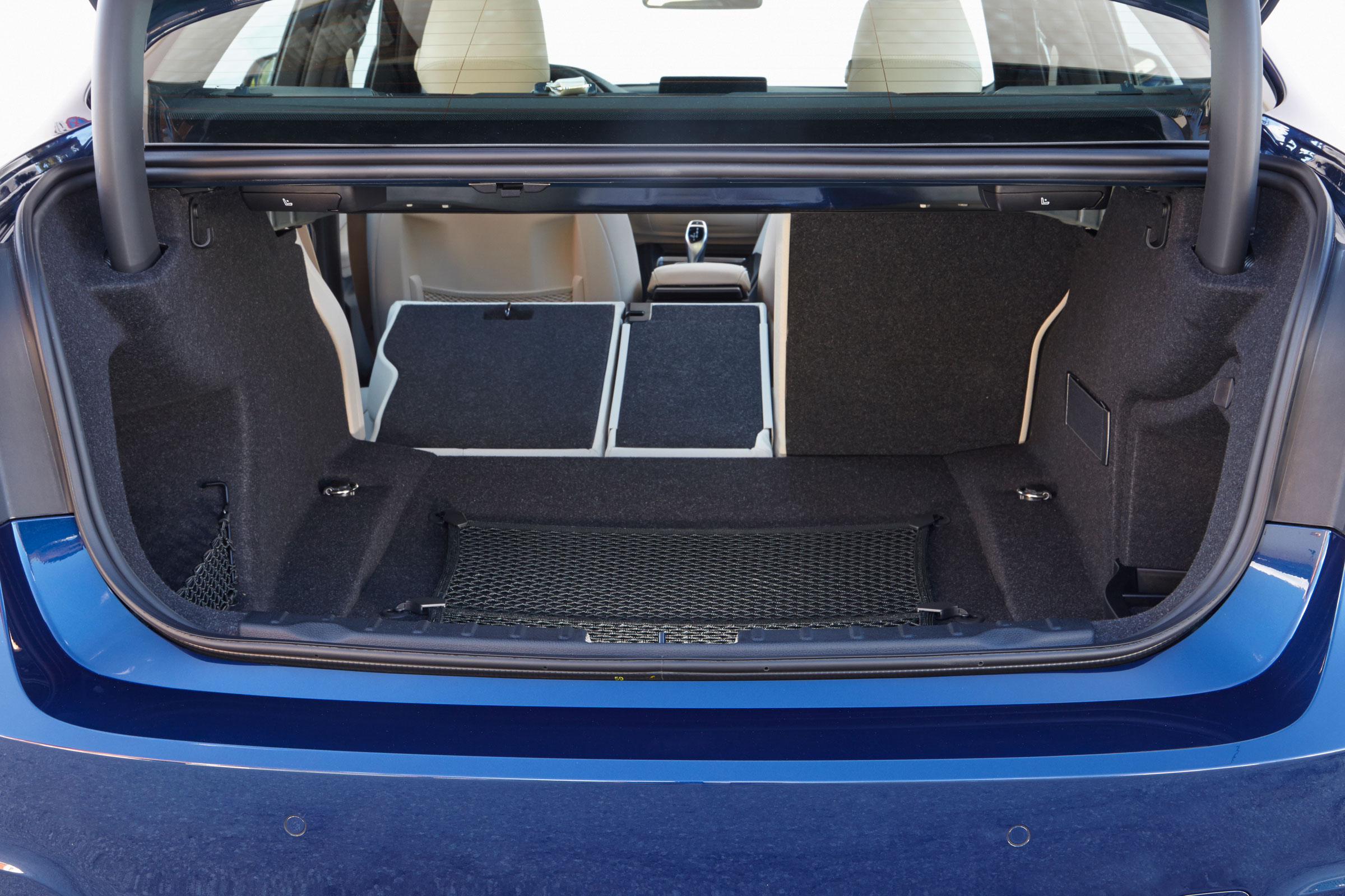 BMW 3 Series 2015 facelift - boot seats down
