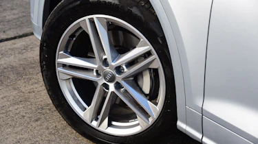 Hyundai i30 Turbo rear seats