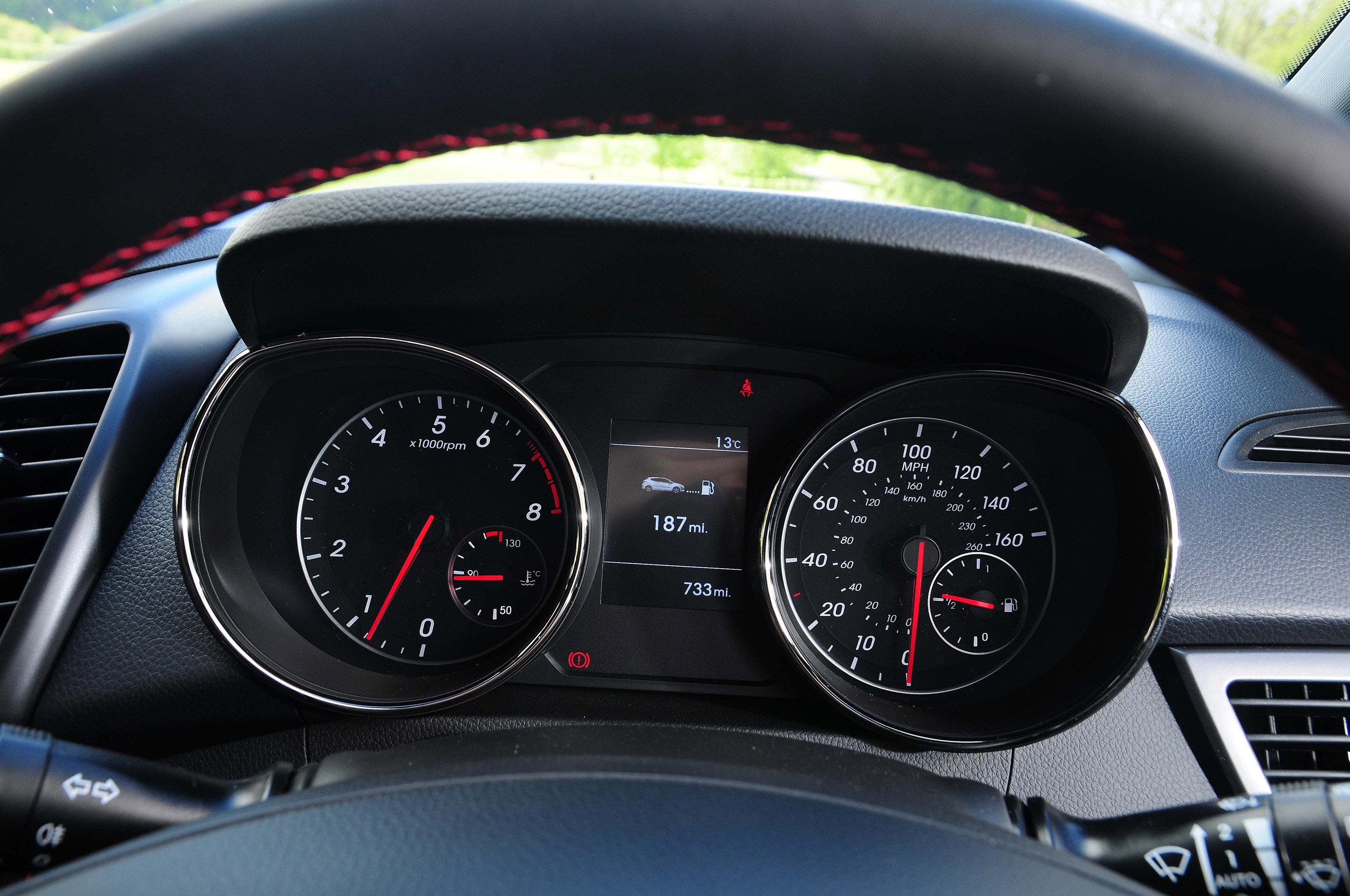 Hyundai i30 Turbo dials