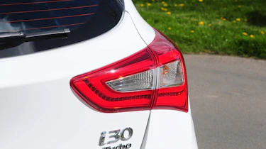 Hyundai i30 Turbo badge