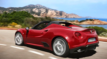 Alfa Romeo 4C Spider rear cornering
