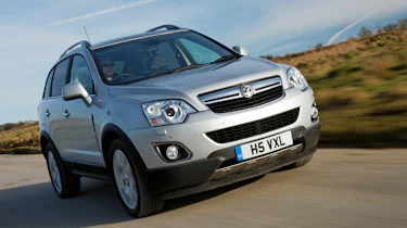 Vauxhall Antara front tracking
