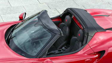 Alfa Romeo 4C Spider roof off