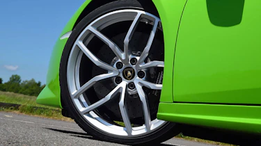 Lamborghini Huracan LP 610-4 wheel