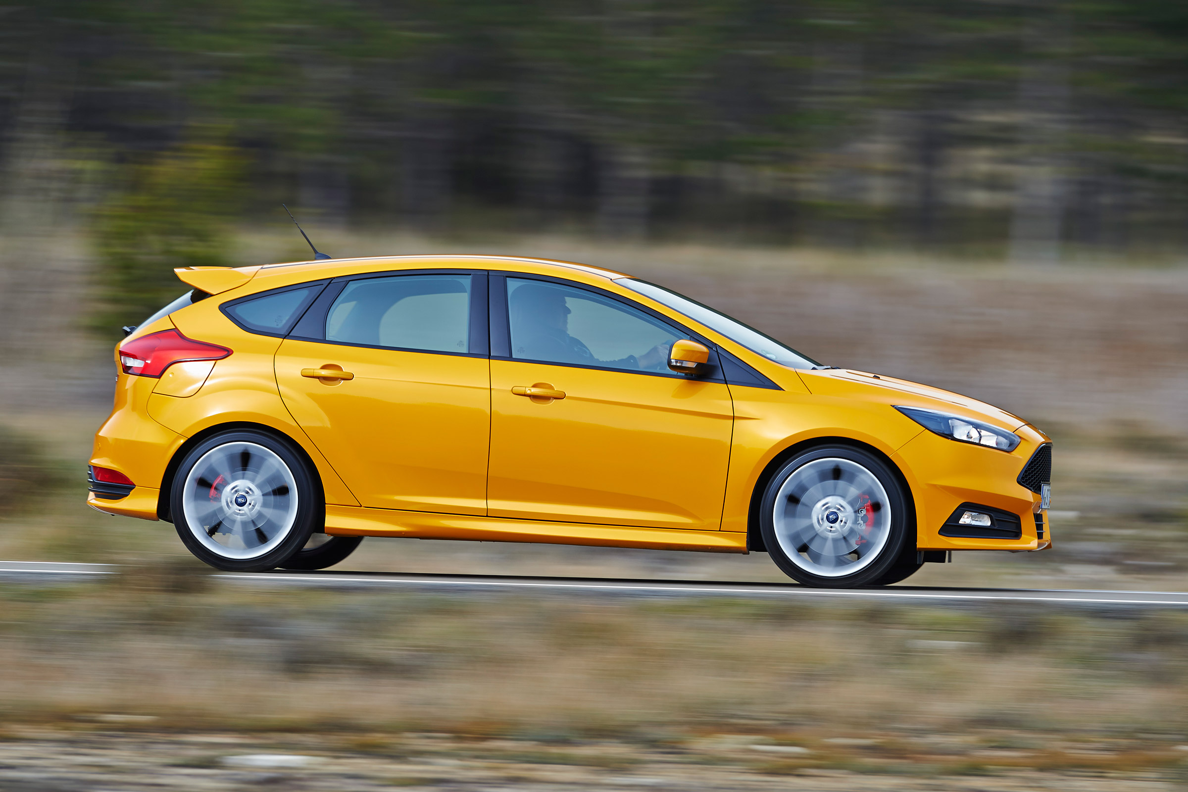 Ford Focus ST diesel side