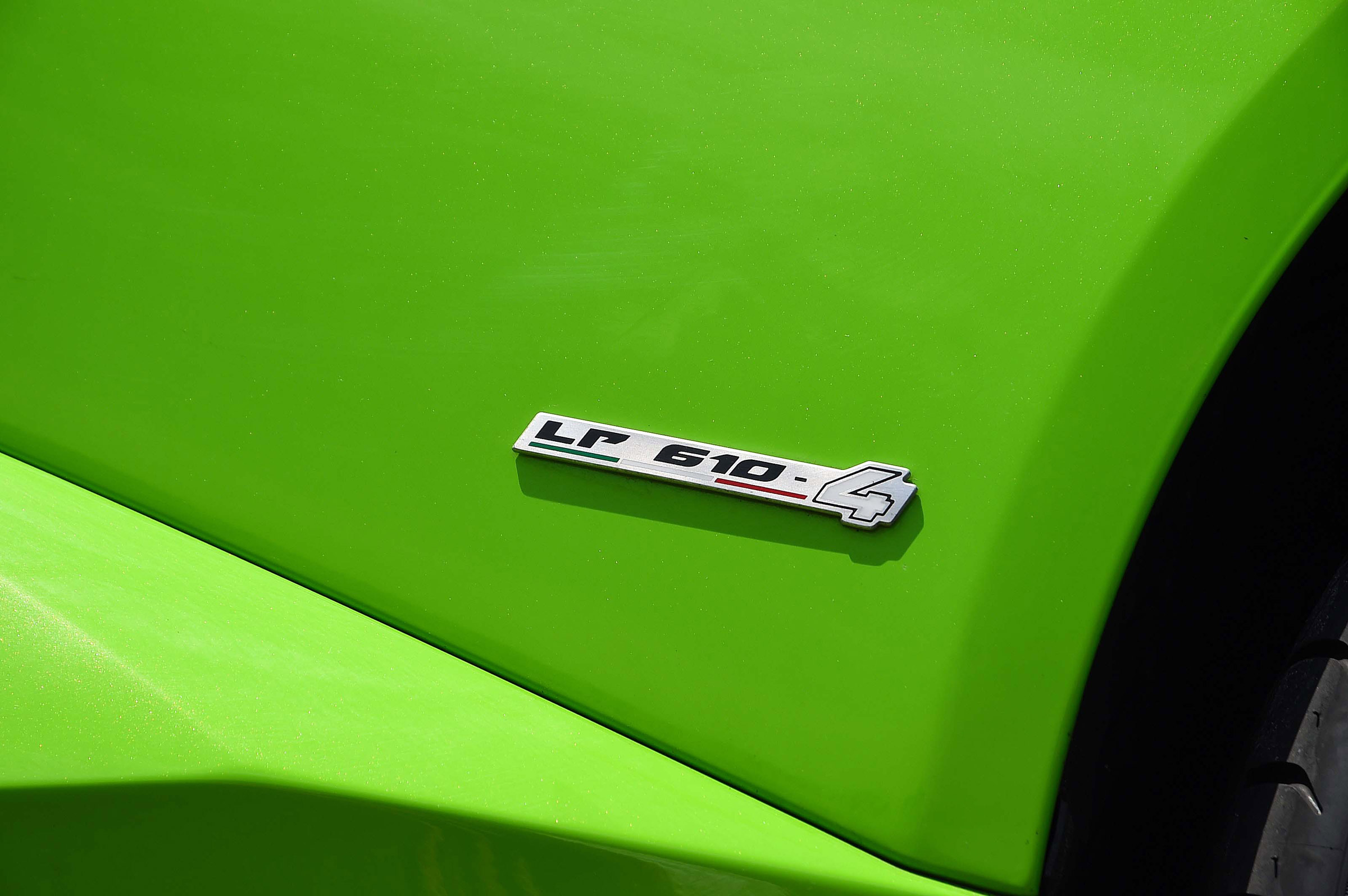 Lamborghini Huracan LP 610-4 badge