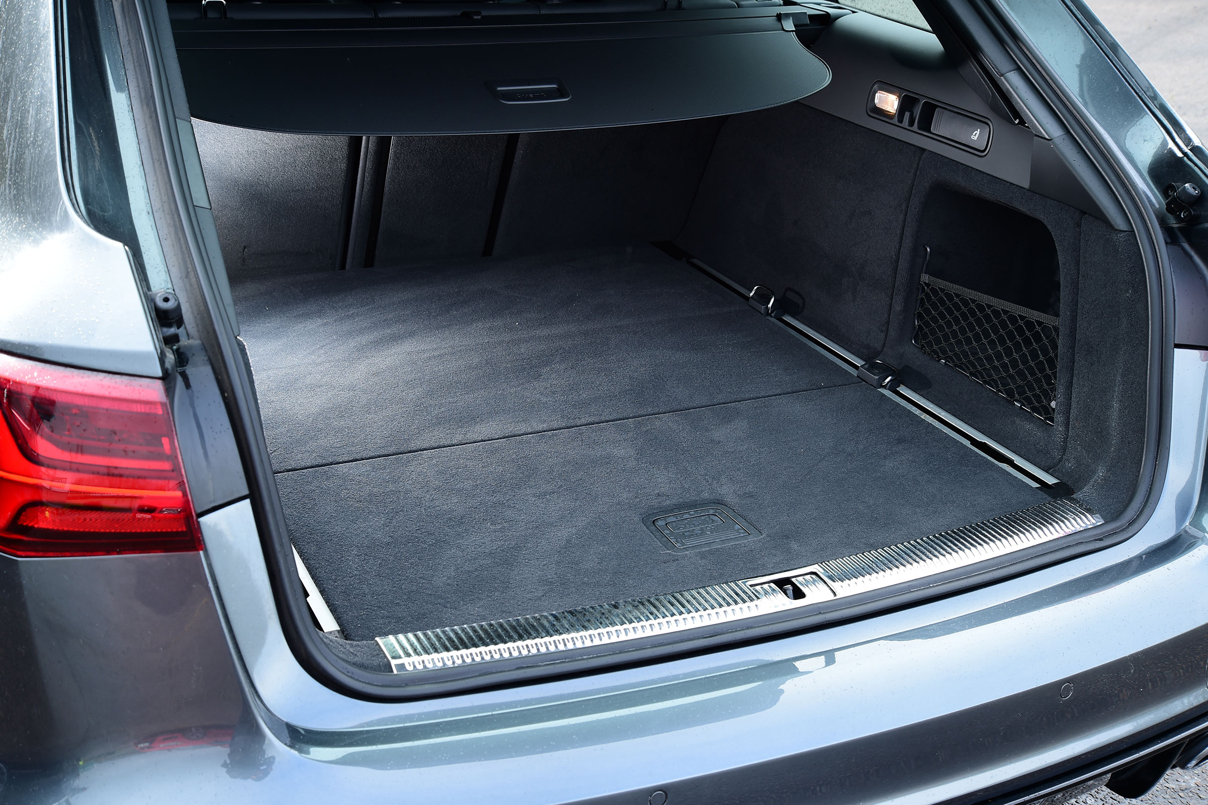 Audi RS6 - boot
