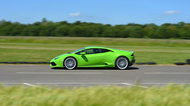 Lamborghini Huracan LP 610-4 side