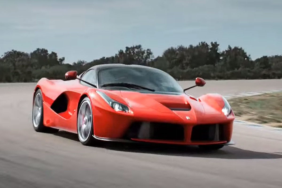 Ferrari LaFerrari - racetrack shot