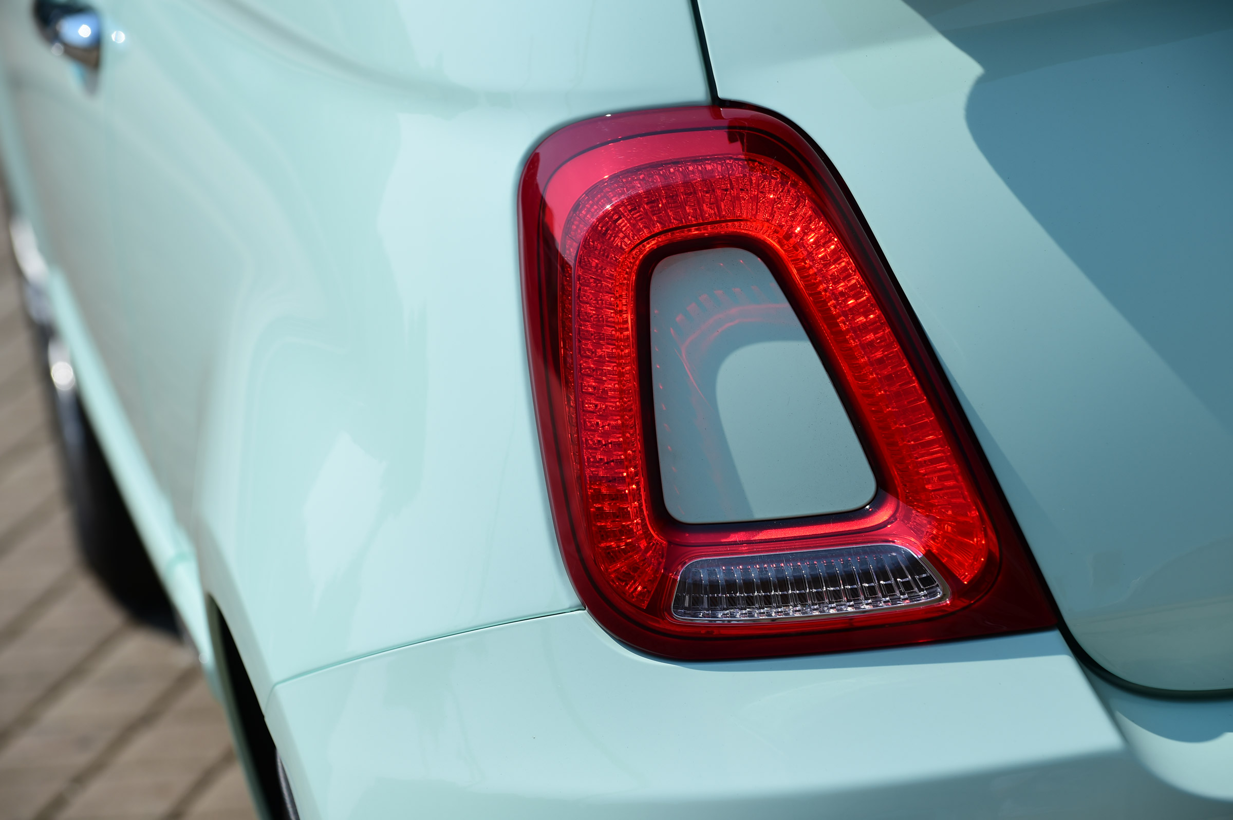 Fiat 500C 2015 light
