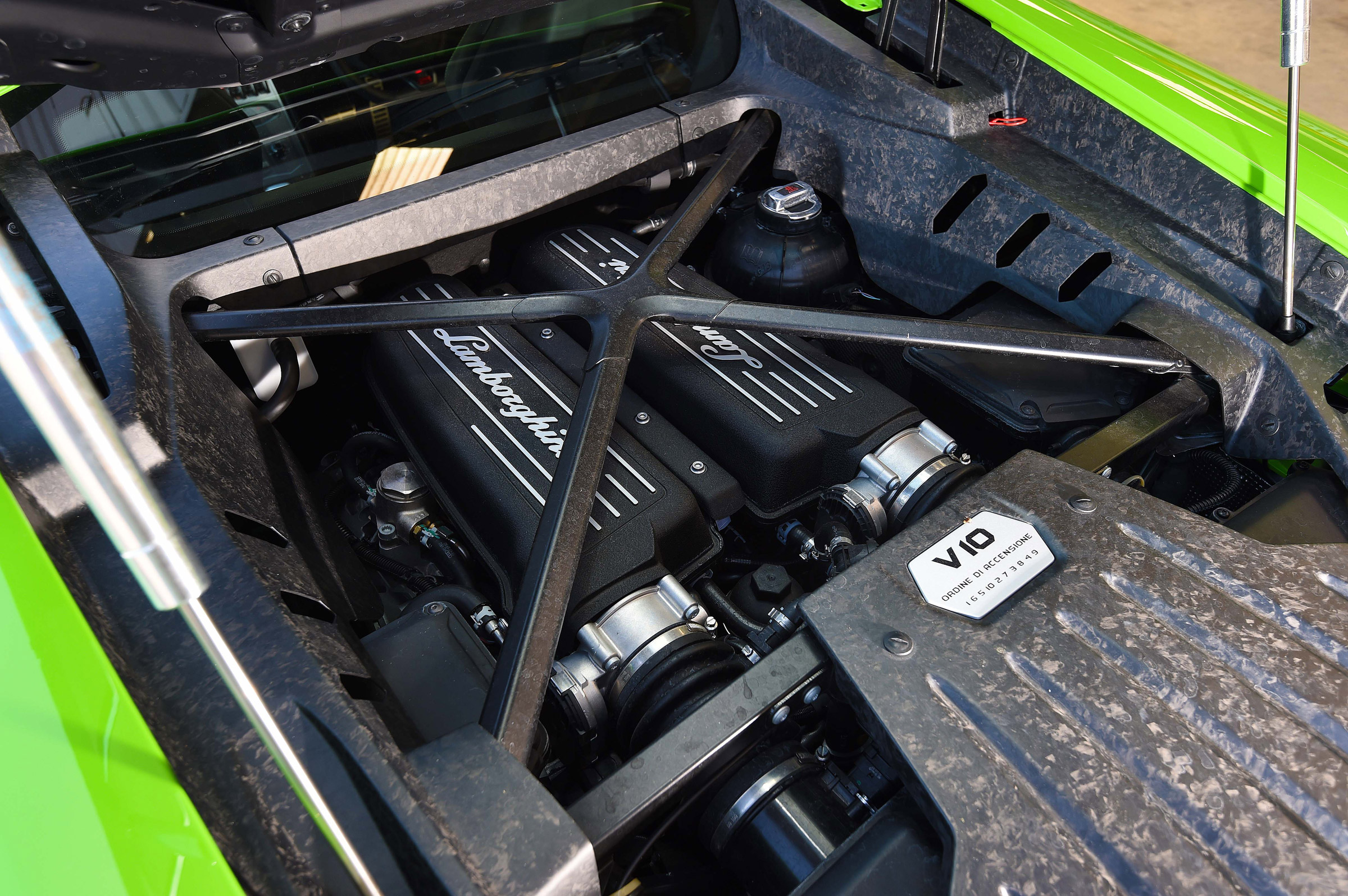 Lamborghini Huracan LP 610-4 engine
