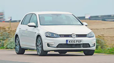 VW Golf GTE - front action